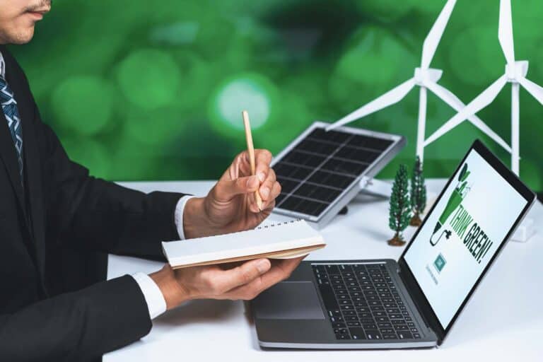 Photovoltaik optimal nutzen: LUOX Energy macht Solarstrom flexibel und rentabel